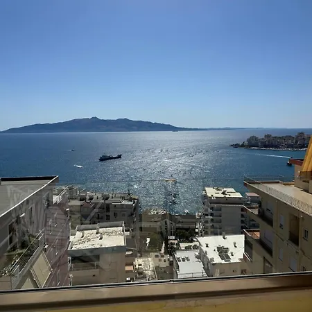 Amazing Sea View Big アパート Sarandë